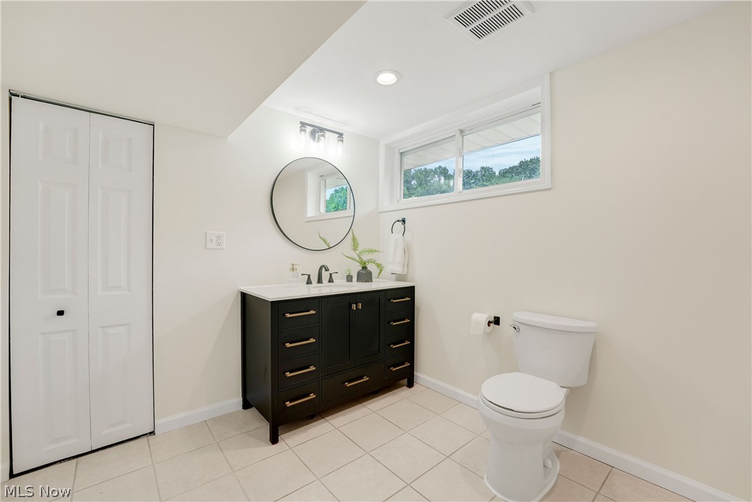 970 Iroquois Run Property Photo 20