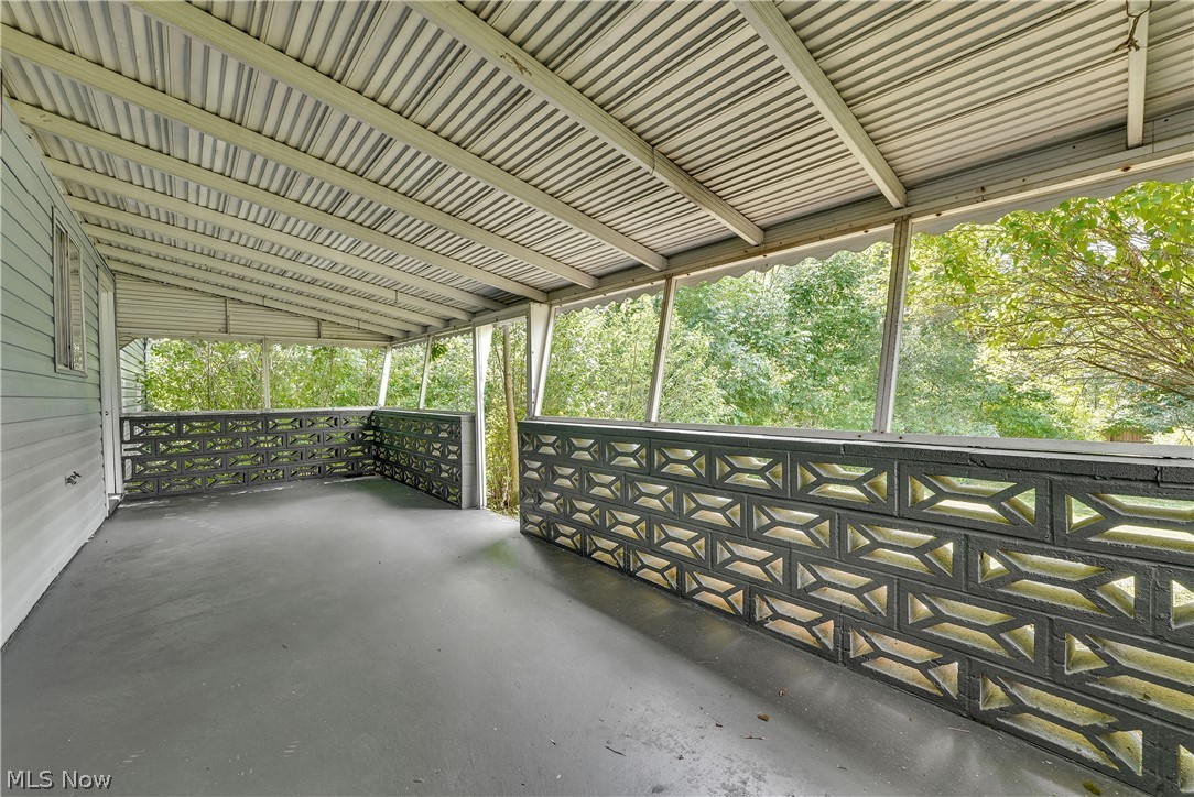 970 Iroquois Run Property Photo 21