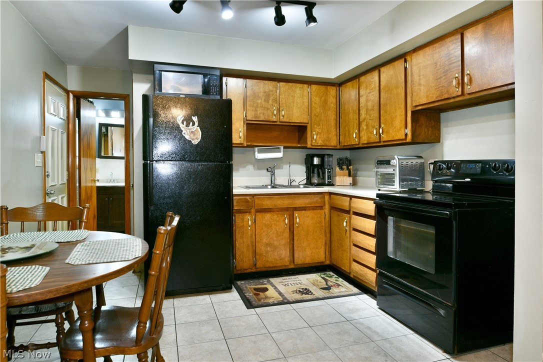 1605 Difford Drive Property Photo 14
