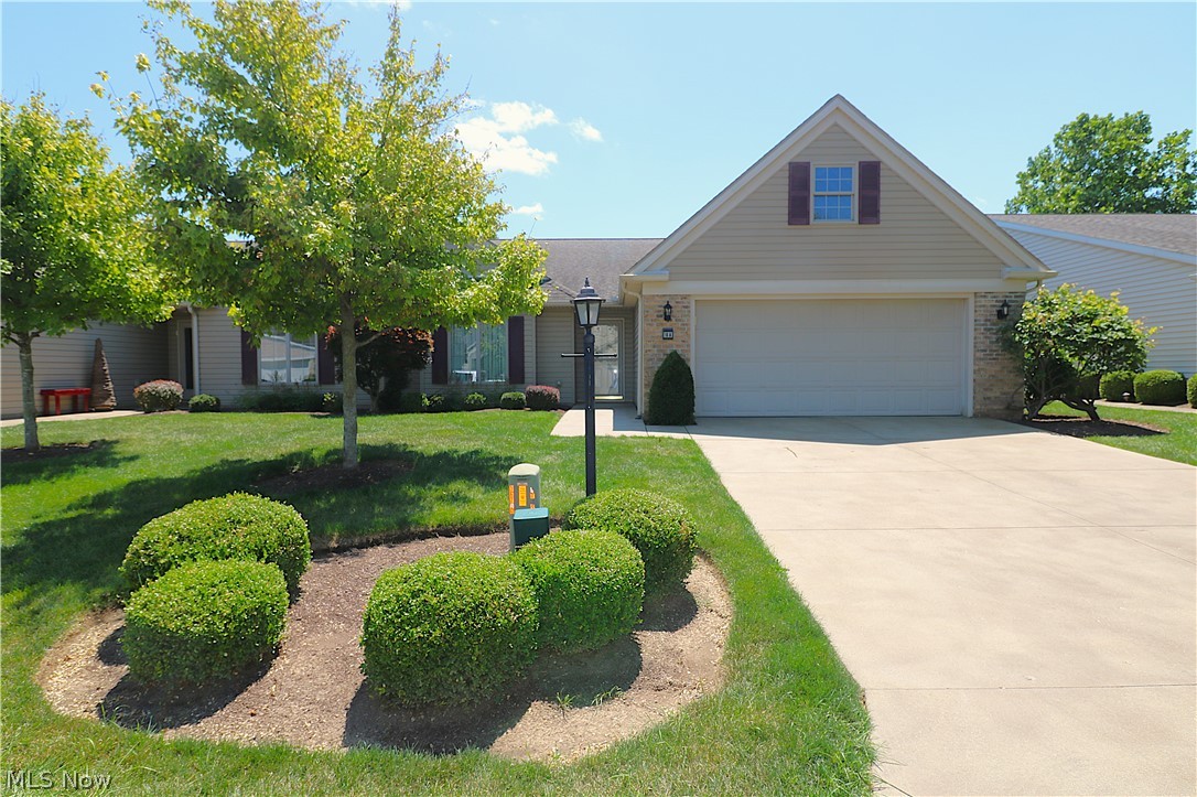 18 Falcon Crest Drive A Property Photo 1