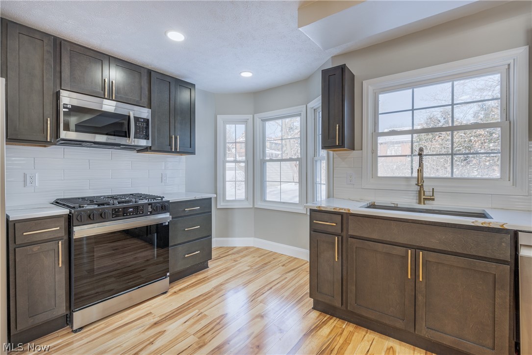 19013 Chagrin Boulevard Property Photo 9