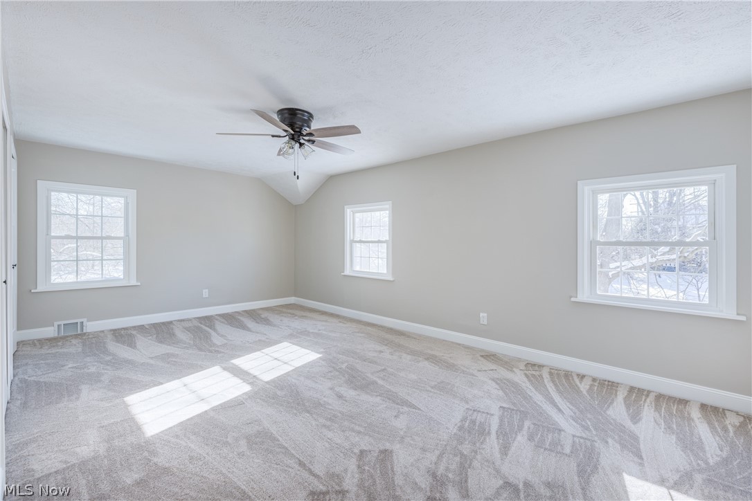 19013 Chagrin Boulevard Property Photo 18