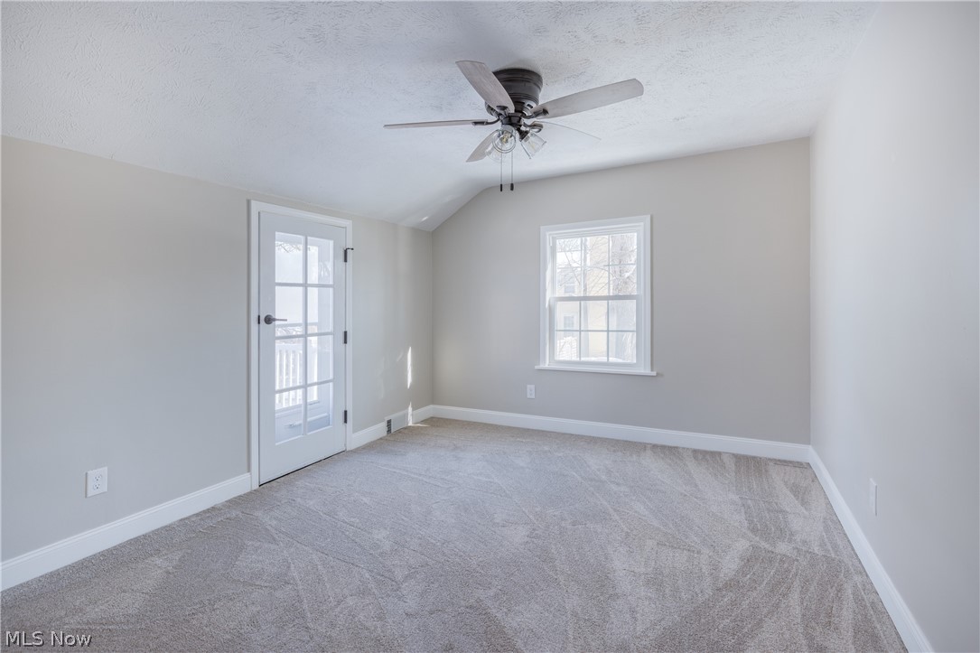 19013 Chagrin Boulevard Property Photo 20