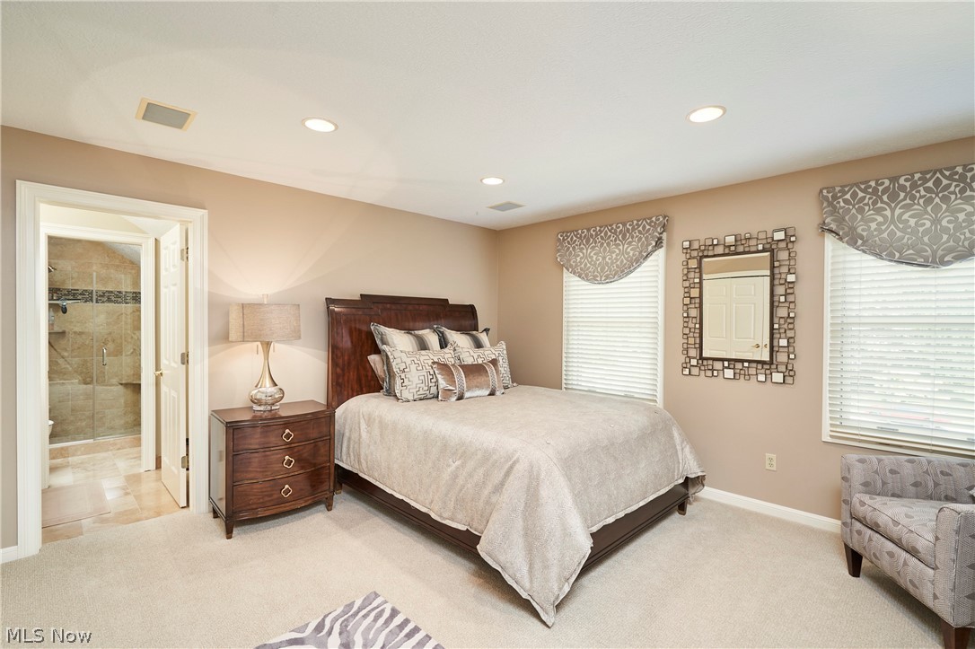 662 Heatherleigh Drive Property Photo 28