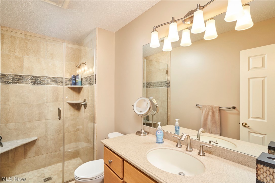 662 Heatherleigh Drive Property Photo 31