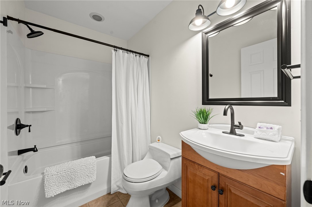 24914 E Oakland Property Photo 29