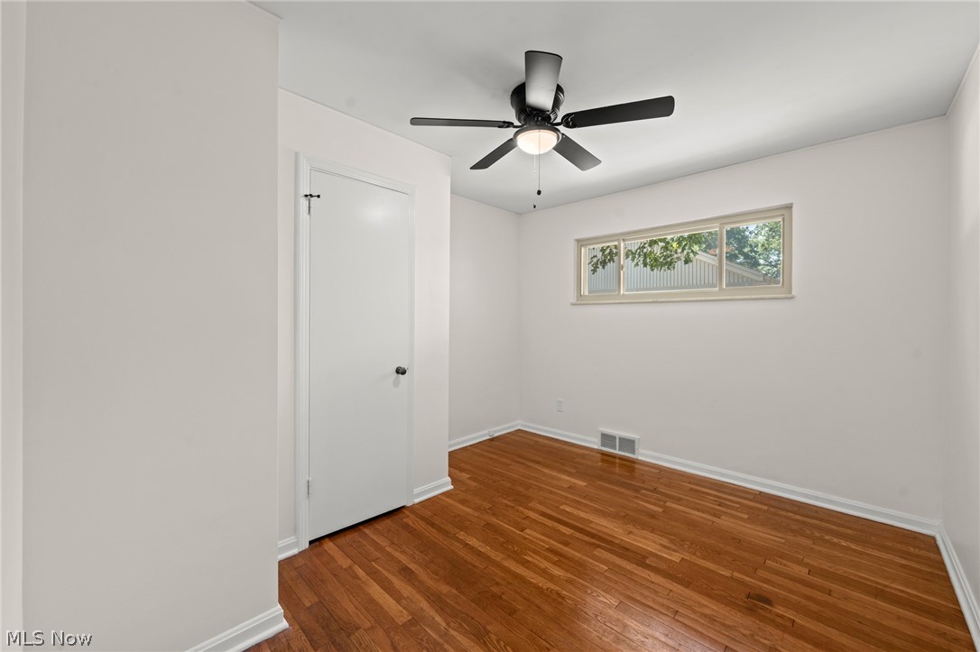 24914 E Oakland Property Photo 34