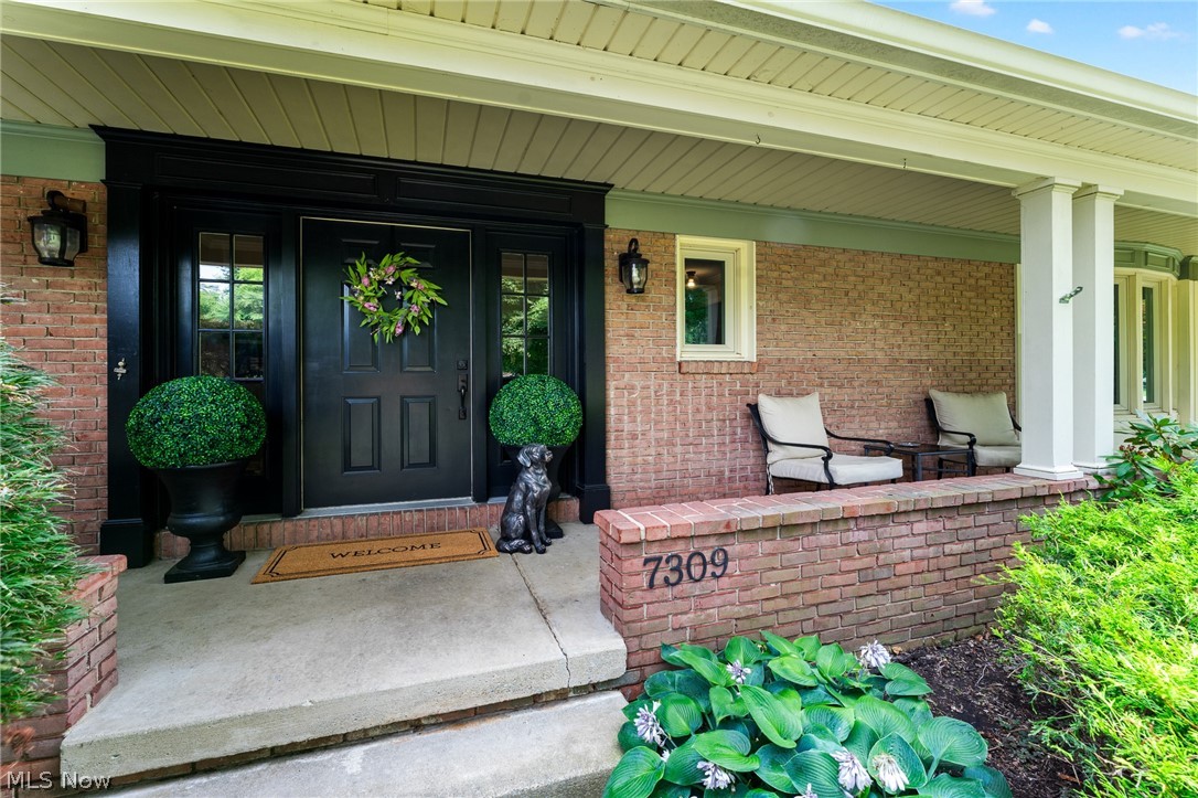 7309 Oak Drive Property Photo 3