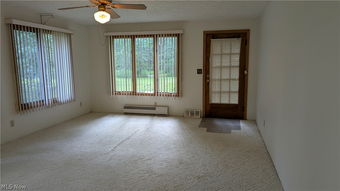 2921 Center Road Property Photo 13
