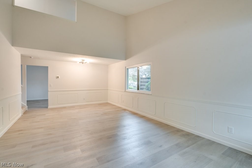 9668 Abbeyshire Way Property Photo 5