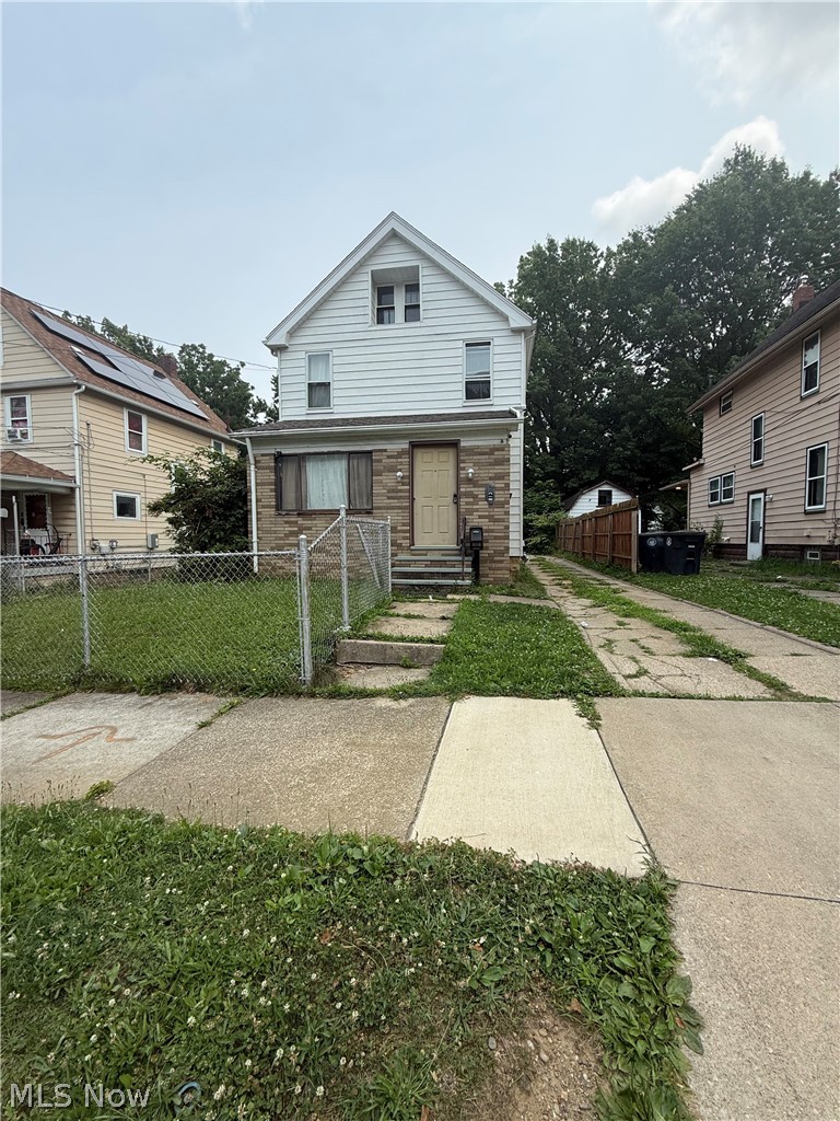 813 Beardsley Street Property Photo 1