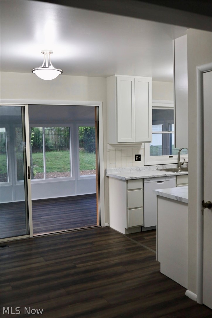 1093 Sutherland Avenue Property Photo 20