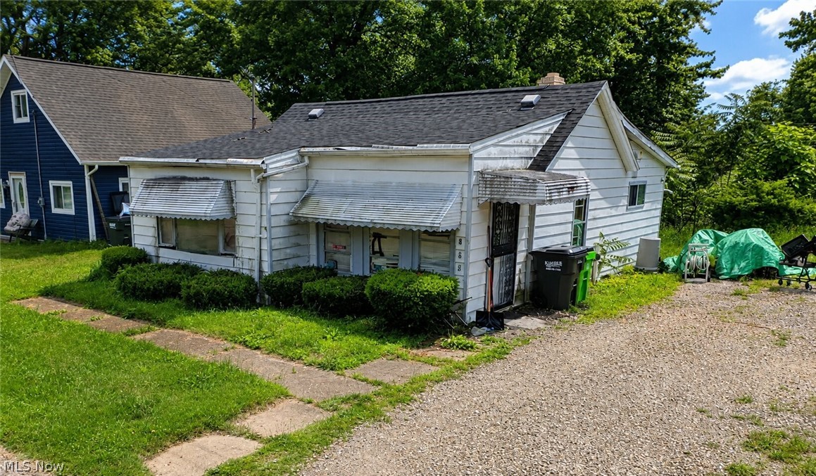 346 Joseph Avenue Property Photo 1