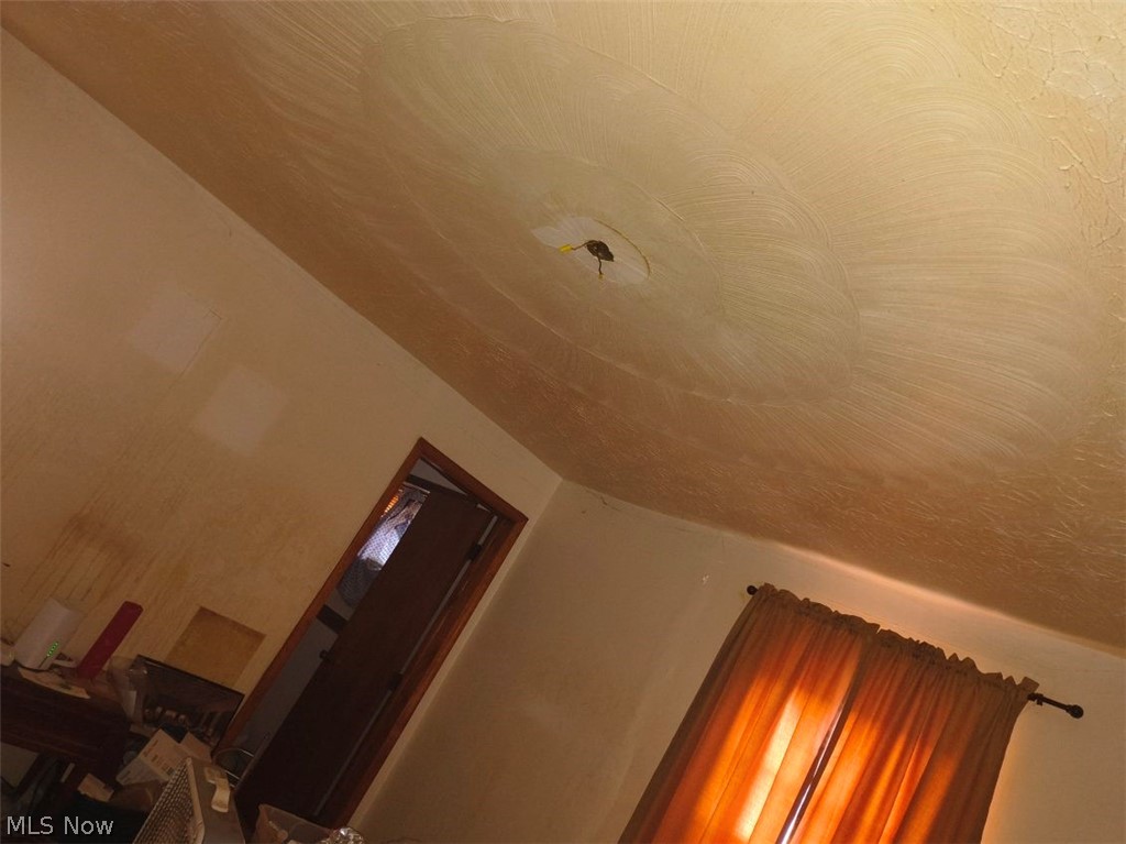 346 Joseph Avenue Property Photo 7