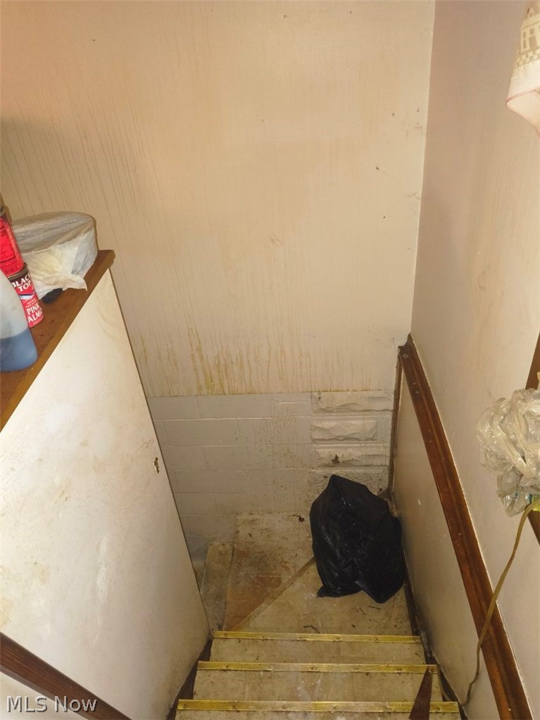 346 Joseph Avenue Property Photo 14