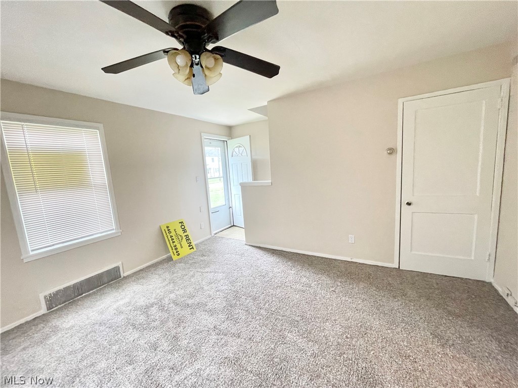 818-824 S Central Drive Property Photo 3