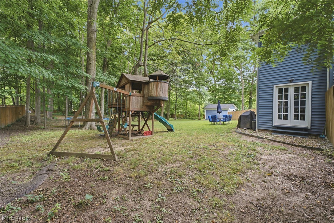 325 Vincent Street Property Photo 42