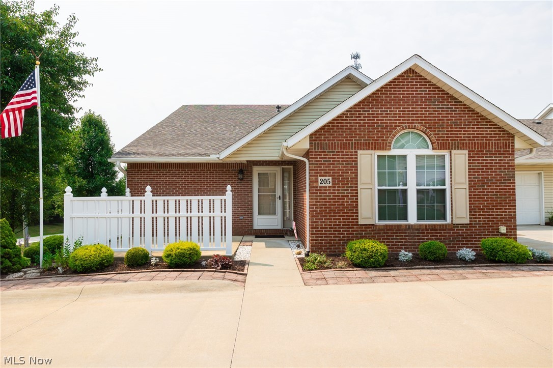 205 Greenbriar Lane Property Photo 1