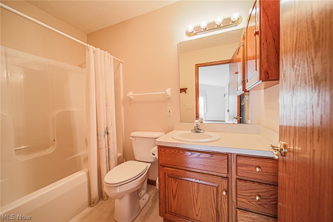 205 Greenbriar Lane Property Photo 13