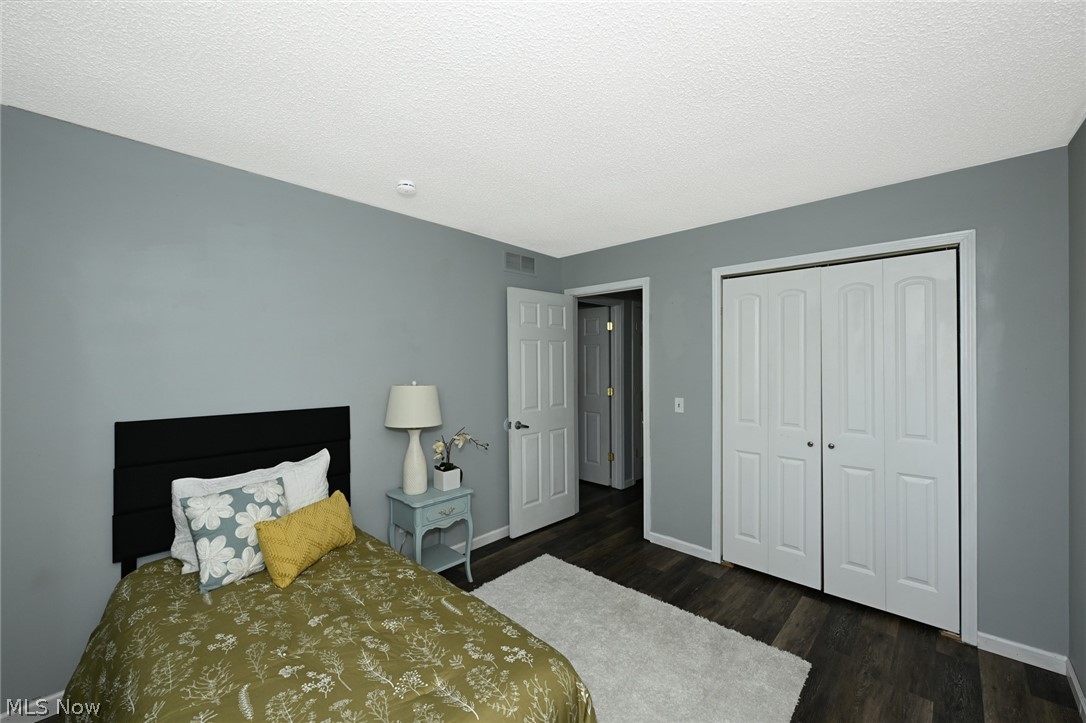 2796 Mull Avenue B Property Photo 17
