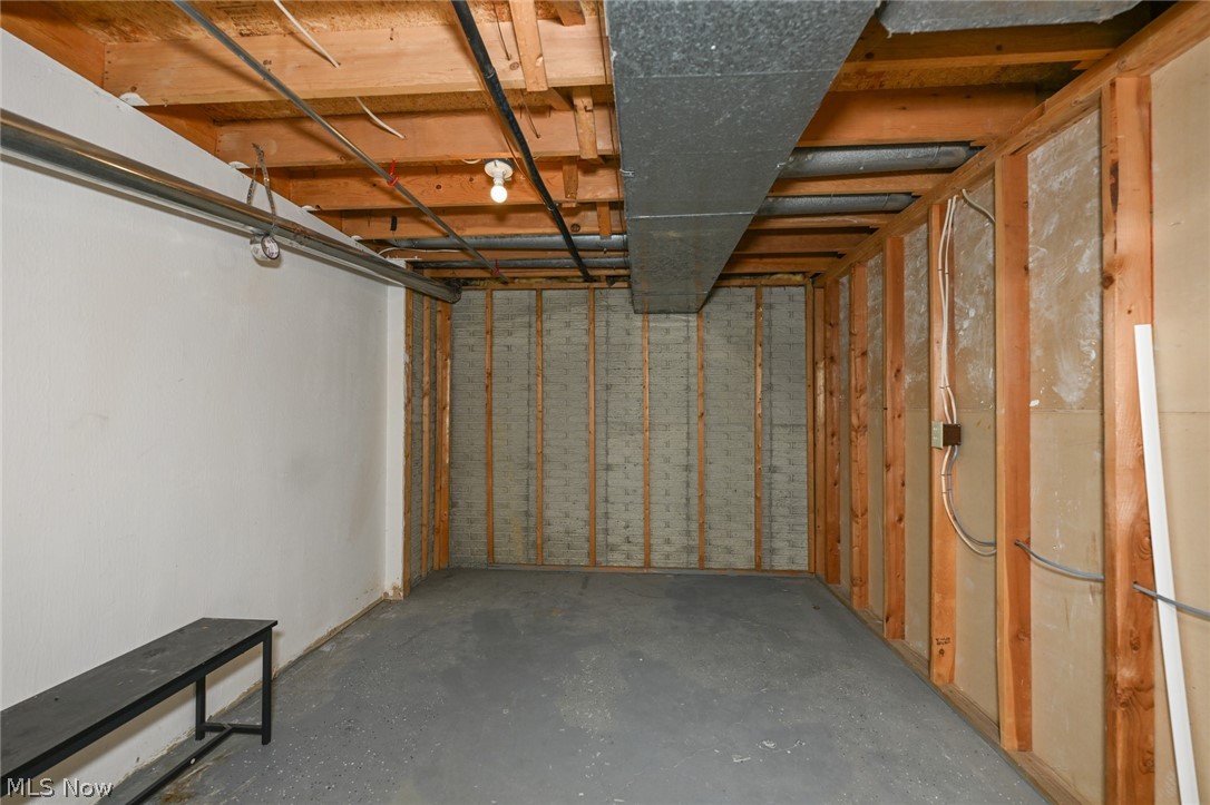 2796 Mull Avenue B Property Photo 21