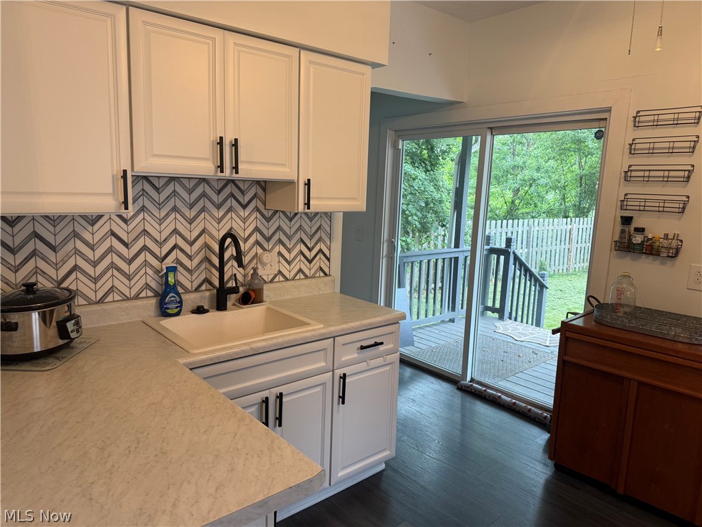675 Oxford Avenue Property Photo 3