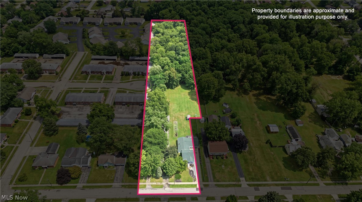 959 Beechwood Drive Property Photo 2