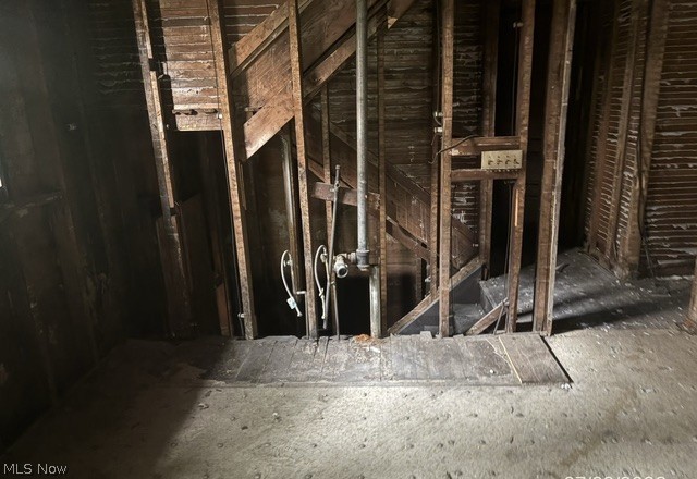 1919 W 71st Street Property Photo 4