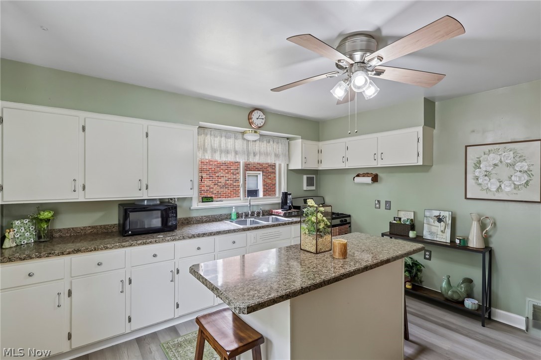 394 E Park Avenue Property Photo 10