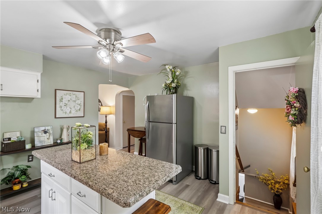 394 E Park Avenue Property Photo 11