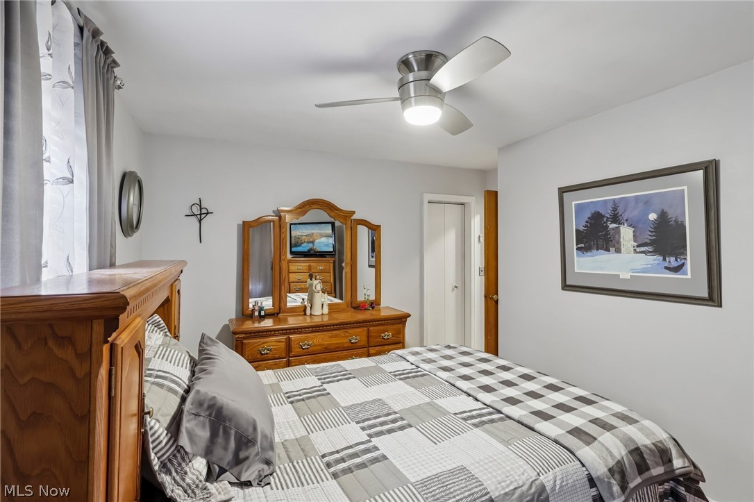 394 E Park Avenue Property Photo 15