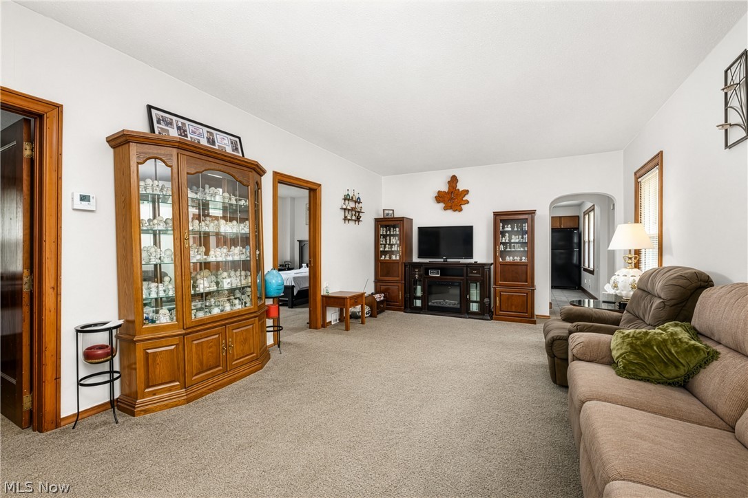 2984 Massillon Road Property Photo 6