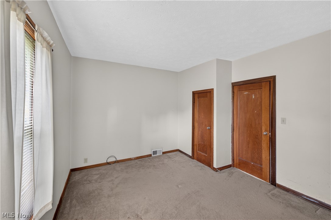 2984 Massillon Road Property Photo 6