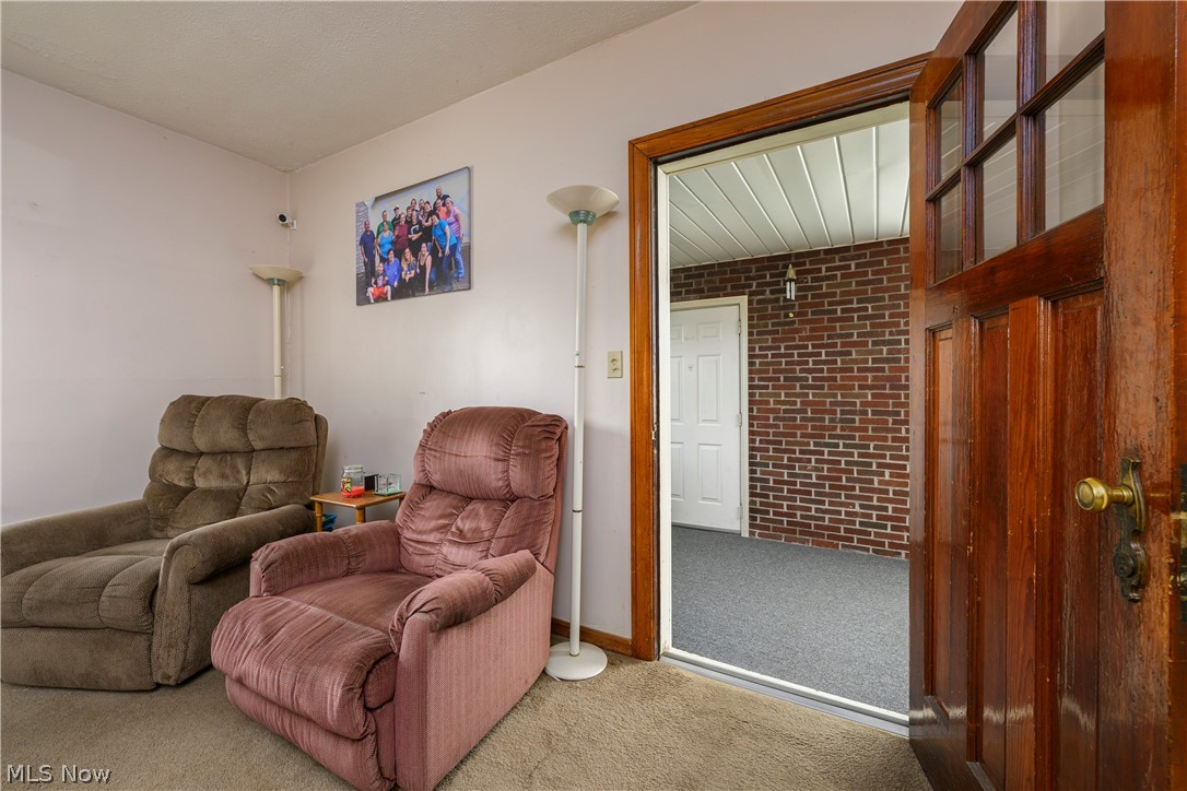2984 Massillon Road Property Photo 8