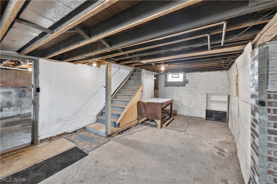 2984 Massillon Road Property Photo 17