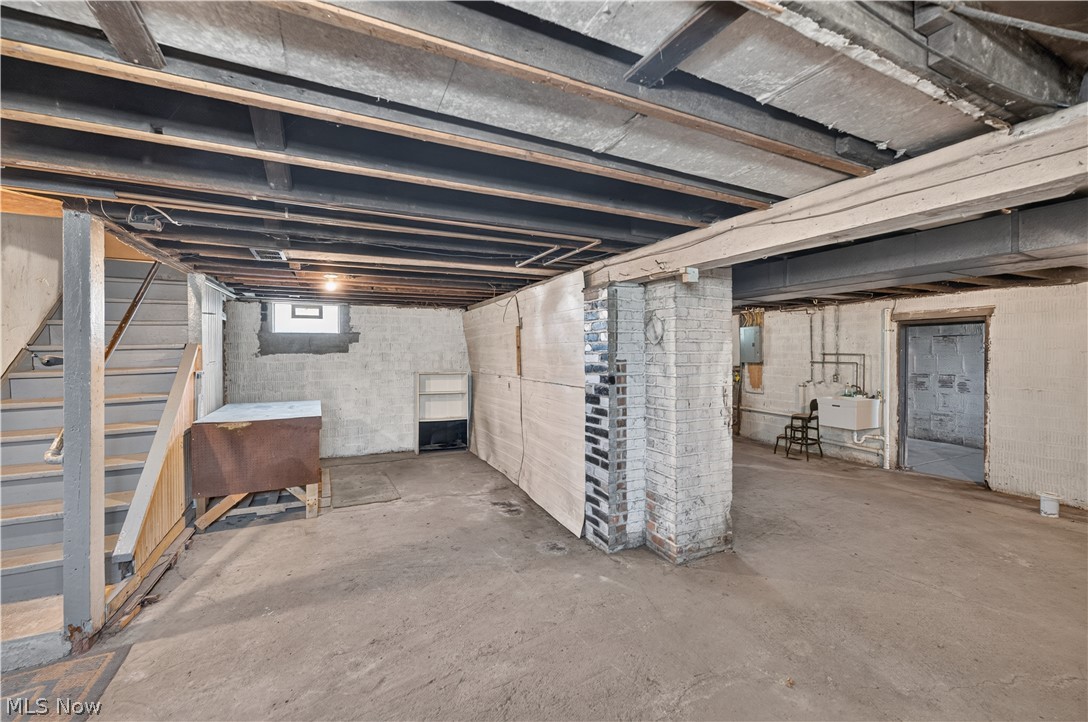 2984 Massillon Road Property Photo 18