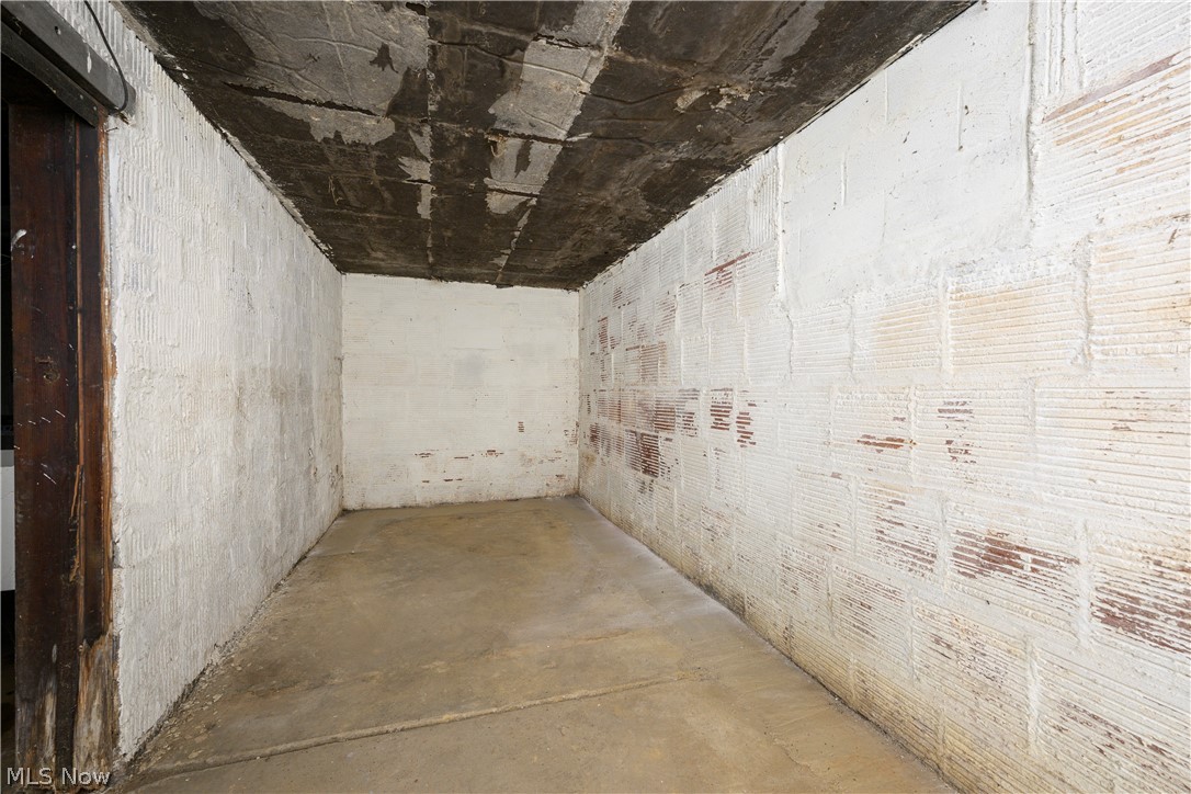 2984 Massillon Road Property Photo 25