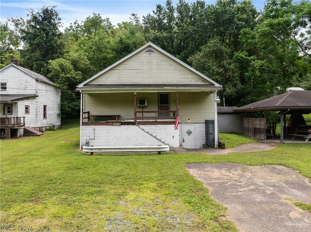 56680 Wegee Road Property Photo 2