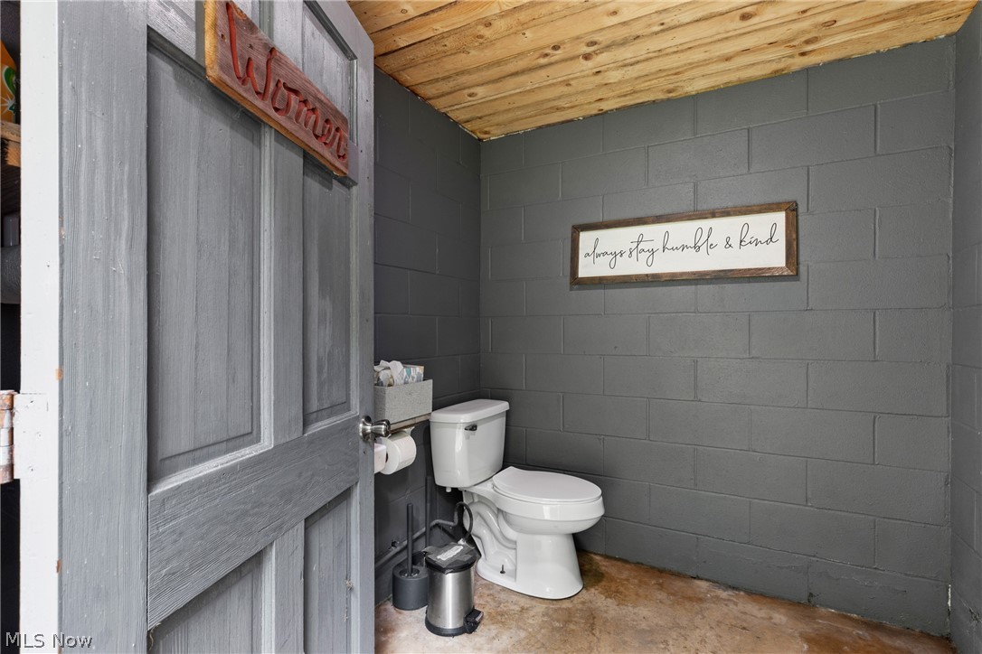 56680 Wegee Road Property Photo 24