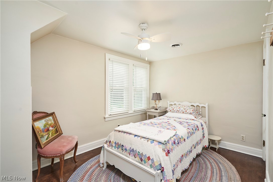2045 Lorena Avenue Property Photo 16