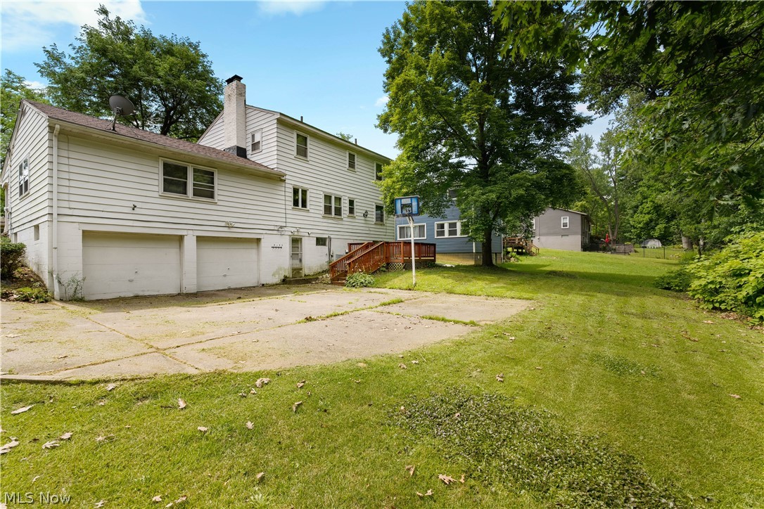 542 Garnette Road Property Photo 3