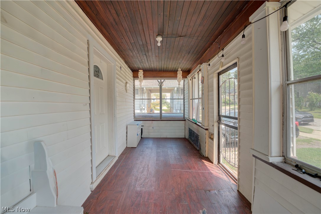 701 Tenney Avenue Property Photo 2
