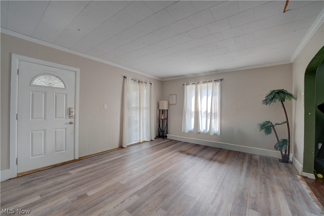 701 Tenney Avenue Property Photo 4