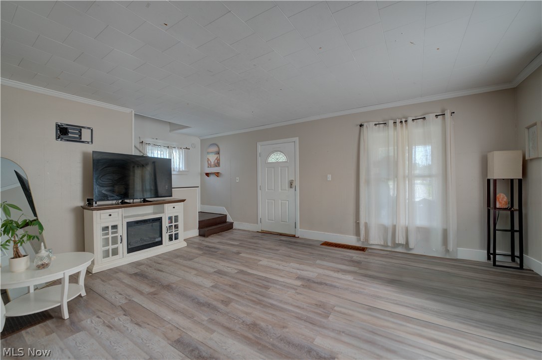 701 Tenney Avenue Property Photo 5