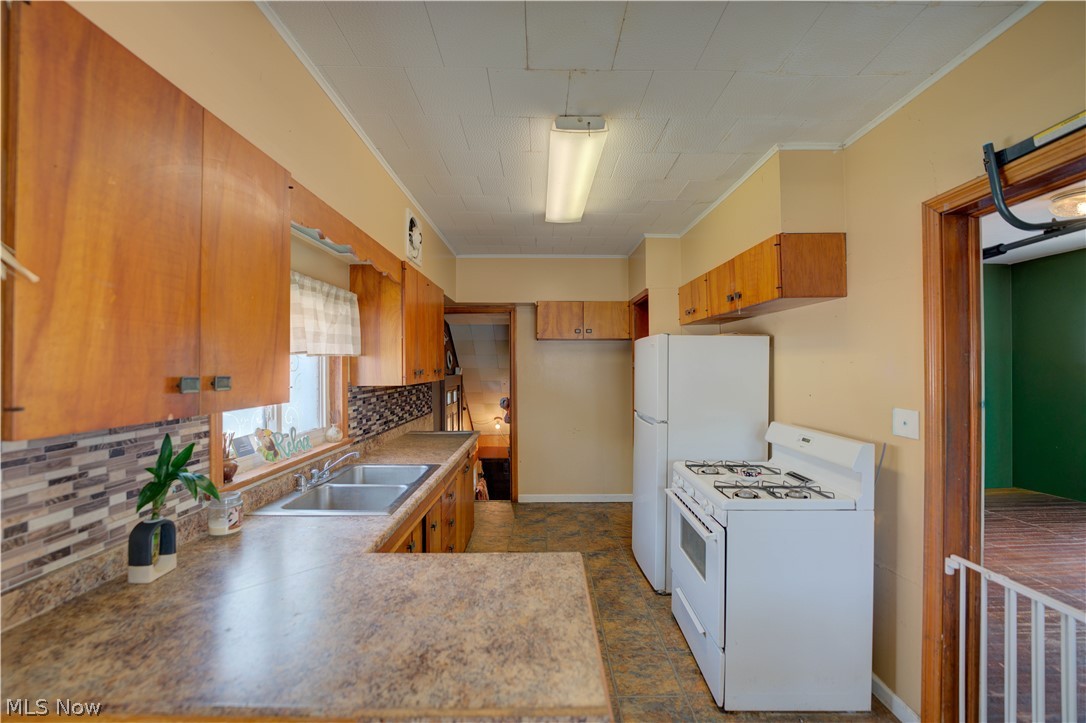 701 Tenney Avenue Property Photo 10