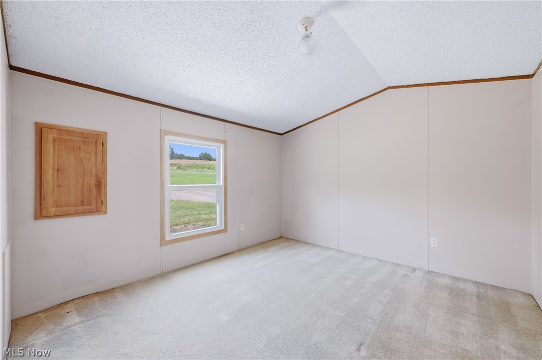 31991 Haessly Road Property Photo 4