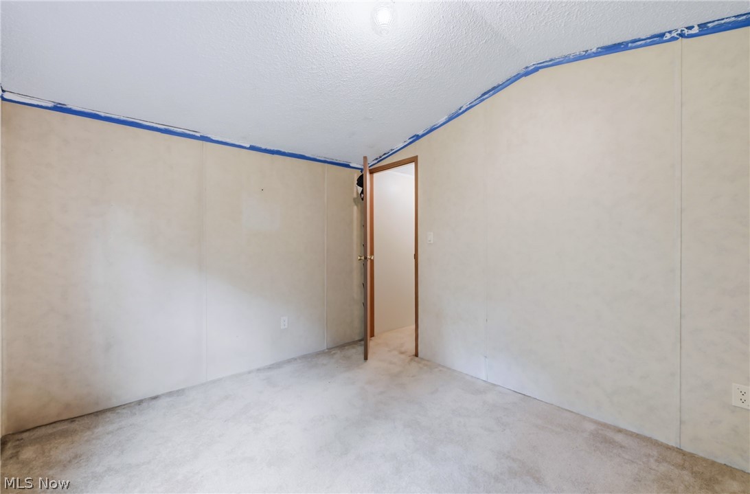 31991 Haessly Road Property Photo 6