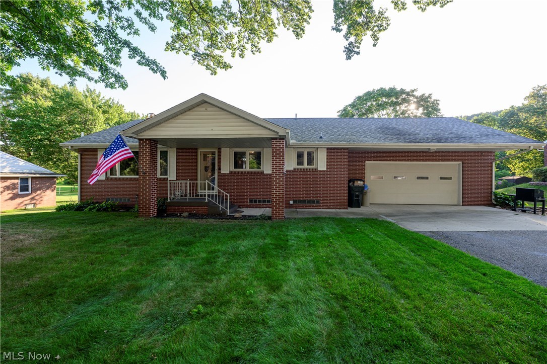2984 Seikel Drive Ne Property Photo 1