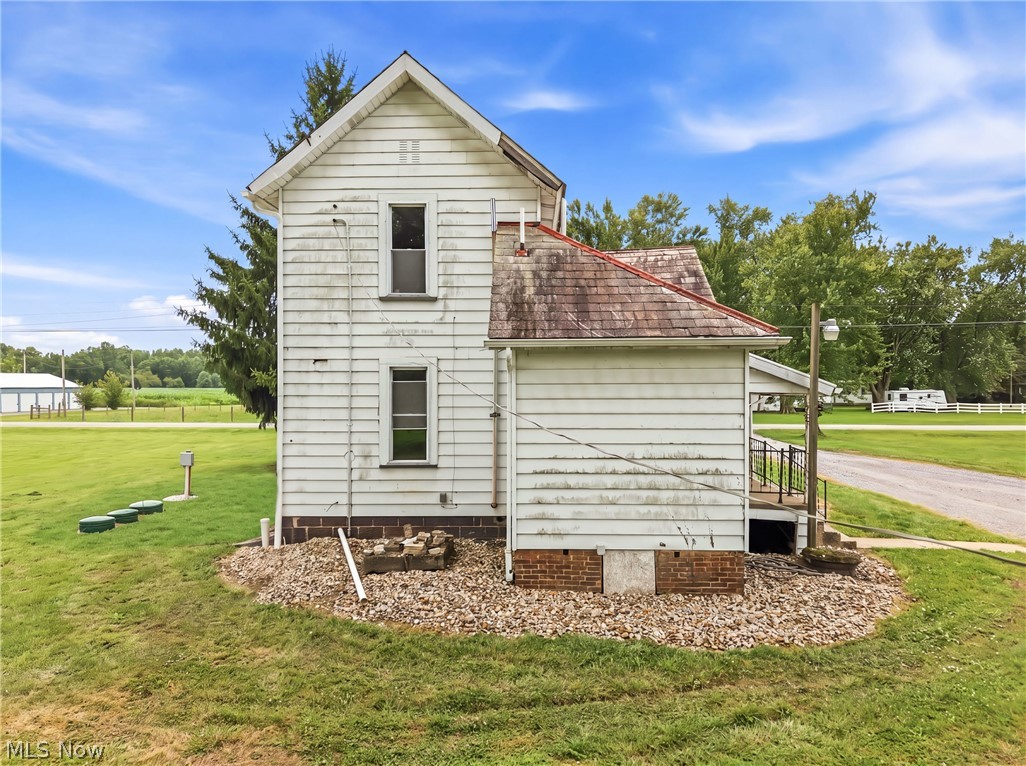 20954 Lake Park Boulevard Property Photo 17