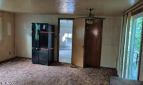 92 W Ingleside Drive Property Photo 5
